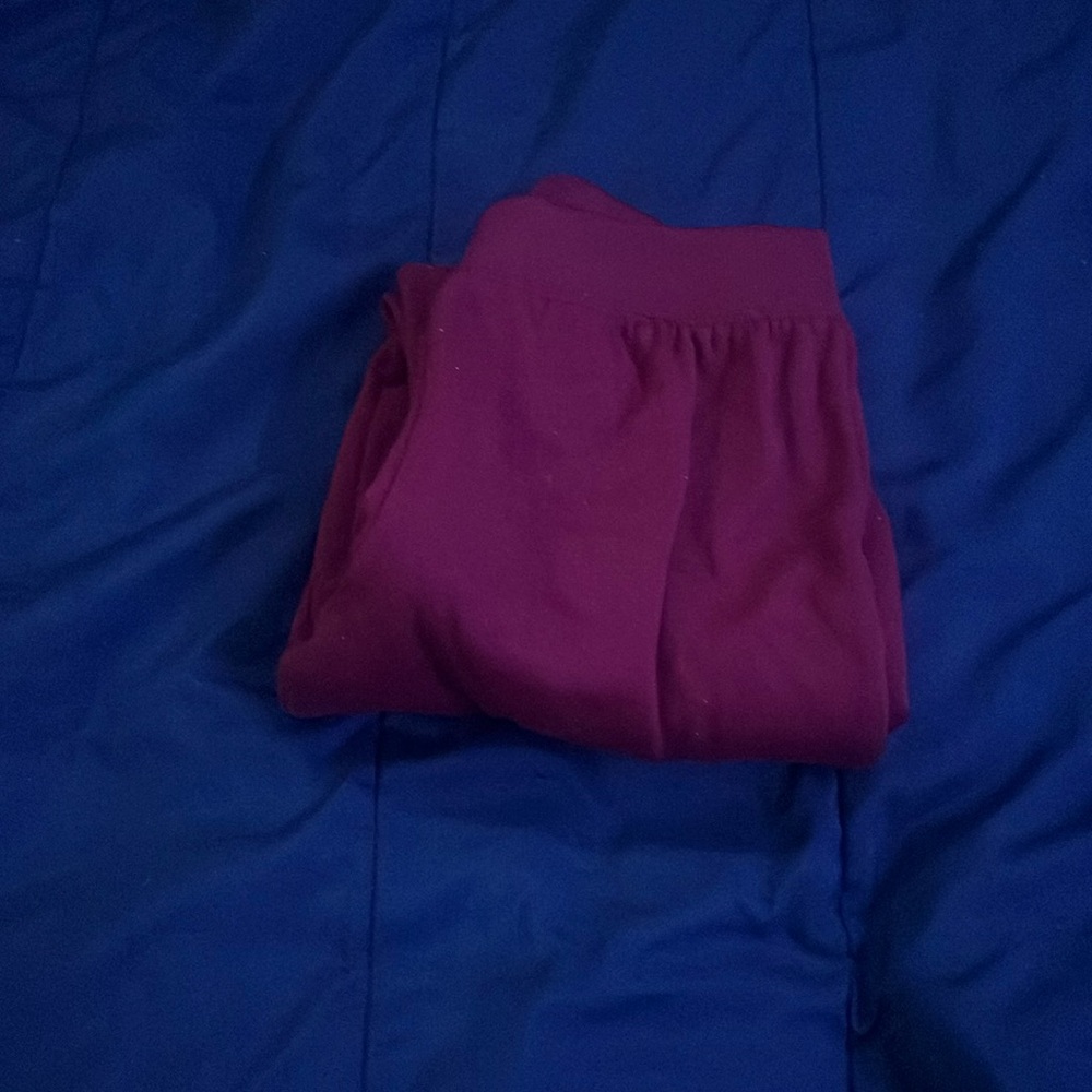 Selling these purple reddish jogging pants